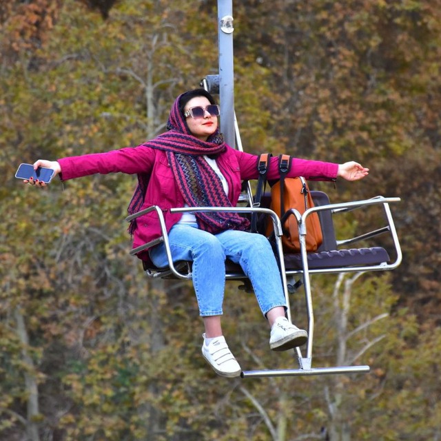 نگار فروزنده
